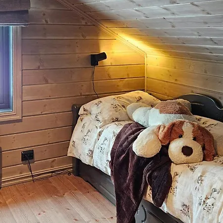 Сasa de vacaciones New Cabin With Panoramic Views Of Lake Osen
