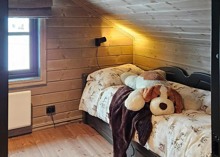Сasa de vacaciones New Cabin With Panoramic Views Of Lake Osen
